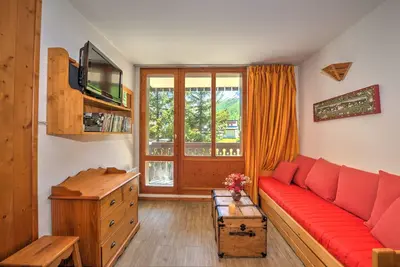 Image de Appartement sur le front de neige, skis aux pieds, commerces à 5 min à pied