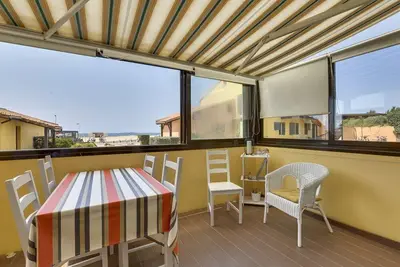 Image de Bel appartement, bord de plage, vue océan