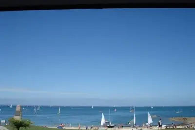 Image de Magnifique appartement situé à Quiberon Port Haliguen, face à la mer, la plage