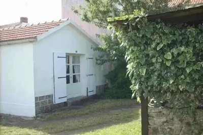 Image de Petite maison à Barbâtre dans l'île de Noirmoutier. WiFi