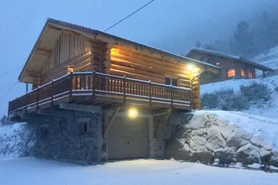 Image de Chalet rondin 6- 8👤 maxi, Garage, Navette ski en bas du chalet. 🤑7js et+