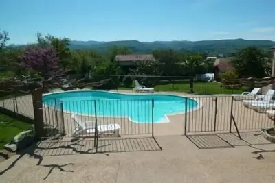Image de Gite coeur du parc naturel du Luberon piscine