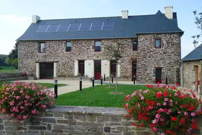 Image de Manoir de la Hunaudière : un grand gite, gite d'étape en pays de Brocéliande