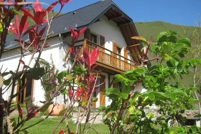 Image de Pomo juillet l'Espiatet (l'endroit d'où l'on voit)