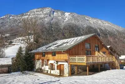 Image de Chalet Jamoo, authentique ferme rénovée au coeur des Aravis