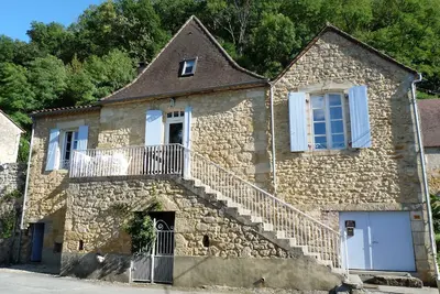 Image de Charmante Périgourdine du 18 eme au bord de la Dordogne, superbe vue rivière.