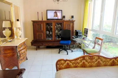 Image de Studio meublé 25m² Gare du Nord à Paris