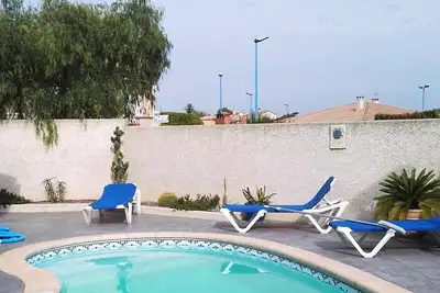 Image de Villa Montescot  avec Piscine pour vacances à la mer au calme
