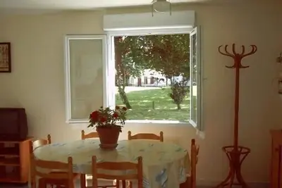 Image de Marennes, maison 4 personnes proche centre ville et port