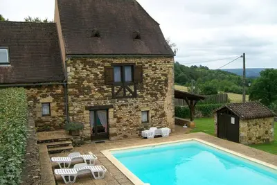 Image de La Baronnie 4/6 pers 24260 Audrix près sites les plus visités du Périgord Noir