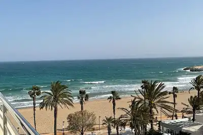 Image de Costa Brava Roses front de mer sur la plage avec piscine  60 m2, 2ch