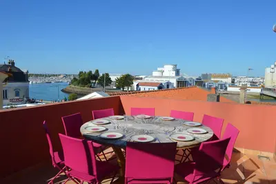 Image de Vue Exceptionnelle Terrasse/Repas 6 chbres 12 personnes Plage 6 mn à pied