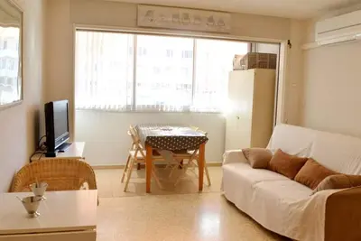 Image de Studio Coquet 4 Couchages au Lavandou - Proche Plage, Parking Inclus, Commerces à Proximité