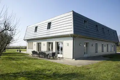 Image de Maison de vacances sur terrain de 6000 m2. Charme et tranquilité de la campagne