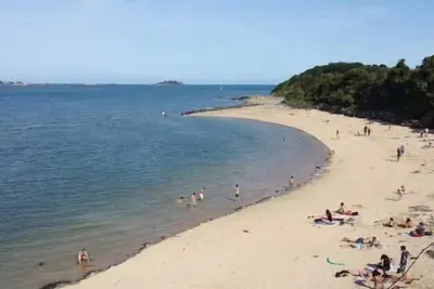 Image de Maison Ă 200m de la plage avec vue mer imprenable et jardin