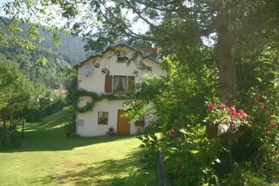 Image de A 8 km de Gérardmer, maison indépendante au calme, en pleine nature.