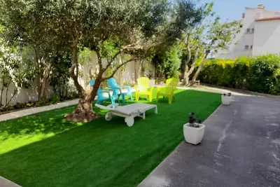 Image de Appartement spacieux et agréable avec jardin privé 100m2  2 vraies chambres