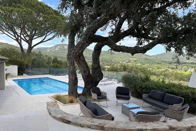 Image de Villa climatisée avec piscine chauffée & vue mer, exceptionnelle sur St-Tropez