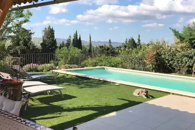 Image de Promotion Adorable villa climatisée avec piscine privée 5km de Saint Rémy de Pce