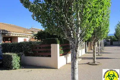 Image de Villa bien exposée avec 2 terrasses, proche de la mer et des commerces