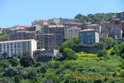 Image de Studio T2 rez de jardin dans villa à 1 km de Sartène acces piscine