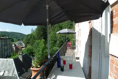 Image de Grand appartement avec vue dans villa 1900