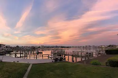 Image de Waterfront Lake / beach House, deux blocs de la plage. 7 Lake Terrace Ppb Nj