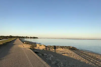 Image de maison 6 pers, quartier calme Ă 100 m de la mer, sud Saint-Trojan Les Bains