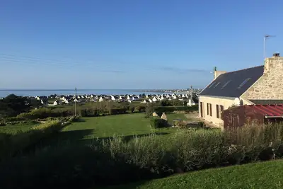 Image de Vue mer sur la baie d'Audierne, maison 6 pers 500 m de la plage Tv/Sat/Internet