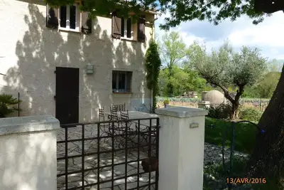 Image de gîte dans reserve naturelle de la Plaine des Maures au pied du Massif des Maures