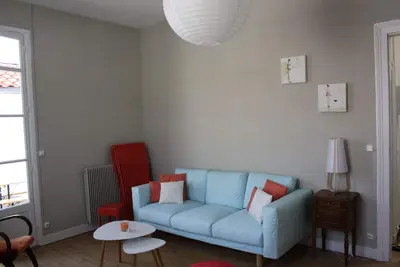 Image de Location maison de ville coeur de ville, plage et centre ville à pied.