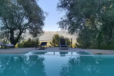 Image de Jolie maison calme entre mer et montagne, piscine, à Contes, à côté de Nice