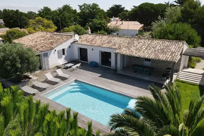 Image de Maison 150m2 4 chambres avec piscine Les-portes-en-ré