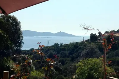 Image de Rez-de-villa Piétrosella face à la mer, avec jardinet au calme, sans vis-a-vis