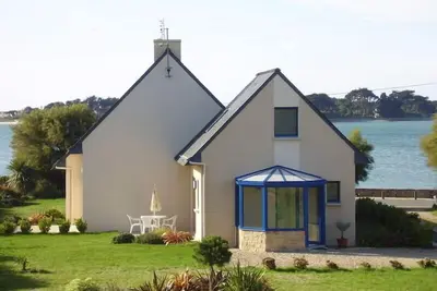 Image de Charmante maison contemporaine récente, idéale 2 personnes à 30m de la mer
