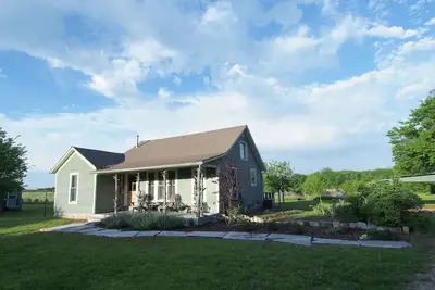 Image de Prairieside Cottage: Charmante propriété privée nichée dans les collines de Flint