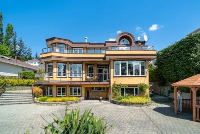 *** Vue panoramique sur l'eau *** Living de luxe Deep Cove