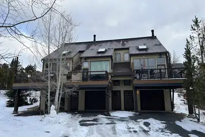 Image de Magnifique Large Story 3 Accueil - Great Views & Central Location