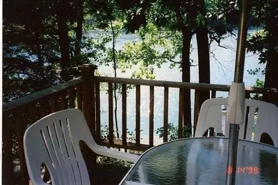 Image de Lone Pine Cottage 1 chambre au bord du lac sur le lac Bryan