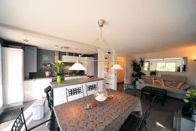 Image de Au cœur d'Annecy, 2 chambres, 4 personnes, 4 * Magic Moments Apart classés