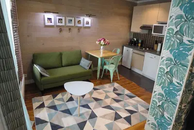 Image de Le Marais Prestigieux Grand Appartement, Balcon, Air Cond.