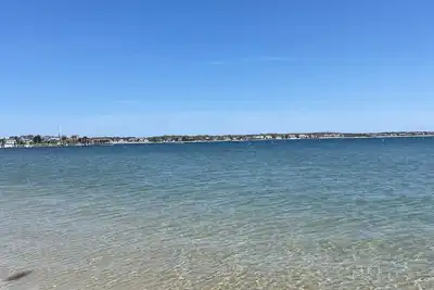 Image de Cadre privé / promenade jusqu'au quartier historique de Hyannis Ctr. , Près des plages, Free Beach Pass