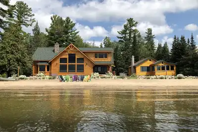 Image de Nouveau Log Home Plus Guest Cottage avec Sandy Beach! ! ! Voir aussi l'annonce # 1042700!
