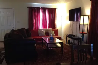 Image de Belle maison à 15 minutes du centre-ville de Denver