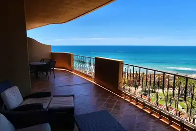 Image de Bord de l'océan Bella Premium Mini Ph Premium 1 Br / 1 baignoire | Vues imprenables sur l'océan!