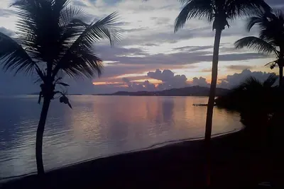 Image de Bord de la mer Breezes: Troisième étage Paradise au Sugar Beach à Saint- Croix