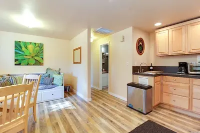 Image de The Cascade River Trail Retreat - à quelques pas de la rivière et de tout! Animaux Ok!