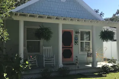 Image de Cottage du centre-ville pittoresque à Ocean Springs!