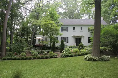 Image de Unique Ives Woods Home ~ Distance à pied de la grande maison