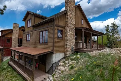 Image de Grande maison magnifique, vues, 3 mi. en ville, sur l'itinéraire de la navette, bain à remous